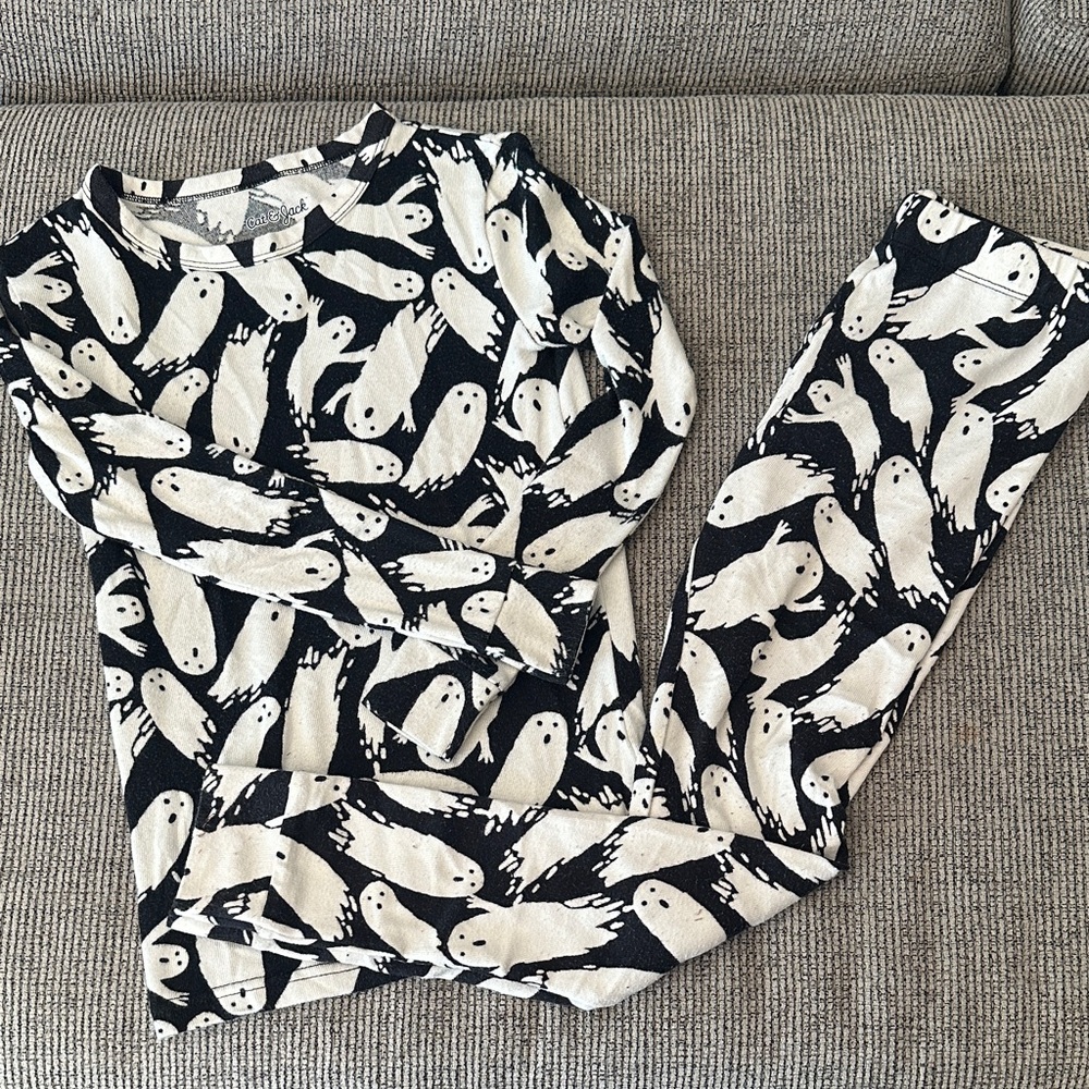 Cat & Jack halloween pajama set